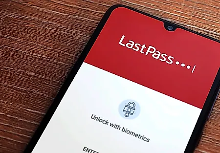 Фальшивый LastPass убивает антивирус и крадёт всё