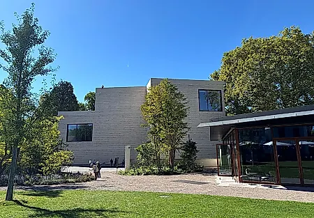 Fondation Beyeler раздвигает стены