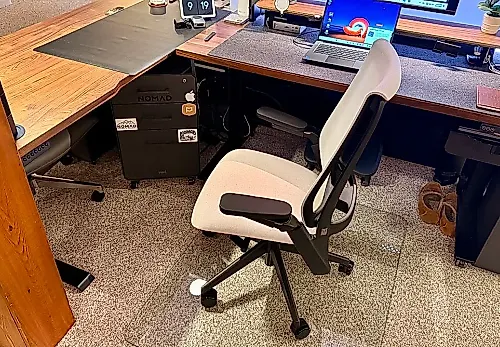 Ergonofis Equation review: A premium feeling ergonomic office chair that's not afraid to be beautiful
