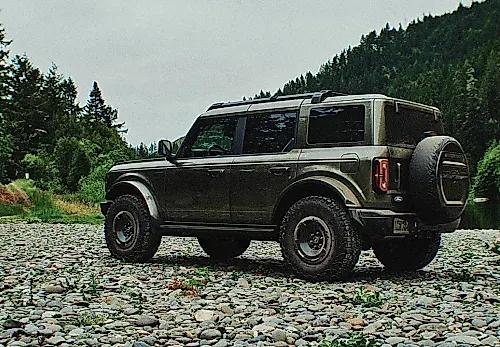 2027 Ford Bronco Filson: олдскул в стиле прерий
