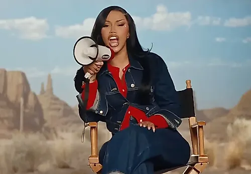 Cardi B: от мелкой кражи до лица Old Navy