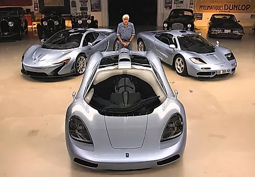 Джей Лено сел в середину гиперкара GMA T.50 — и сравнил его с McLaren F1 и P1
