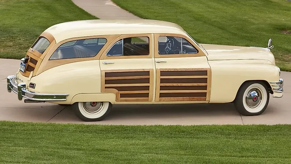 Автомобиль на выбор: 1949 Packard Eight Station Sedan