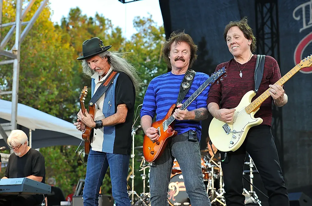 Doobie Brothers, Queen и Bee Gees — в Зале славы авторов песен!
