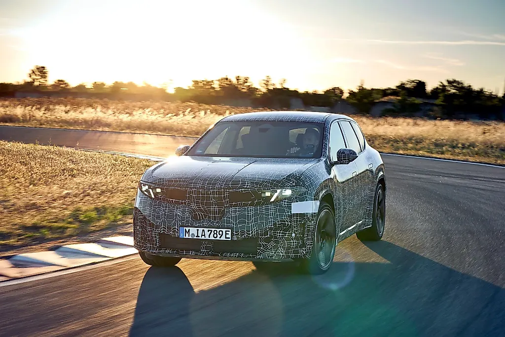 Электрический внедорожник BMW iX3: будущее уже близко