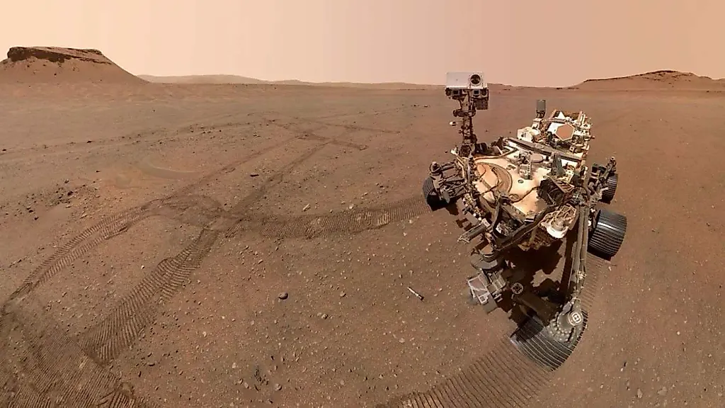 NASA прощается с марсоходом Curiosity в соцсетях – а где, собственно, наш бюджет?