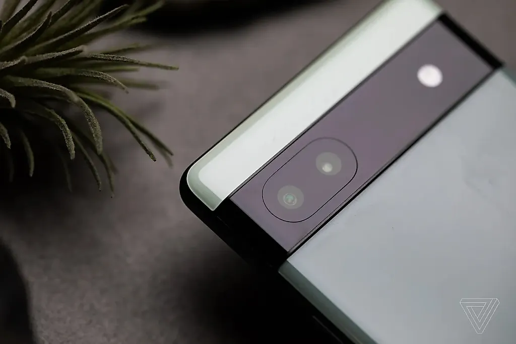 Google сократит емкость батареи Pixel 6A из-за перегрева