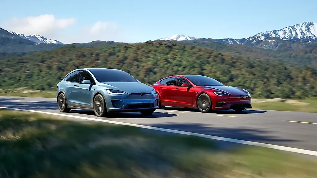 Tesla поднимает цены на модели S и X, обновления не впечатляют