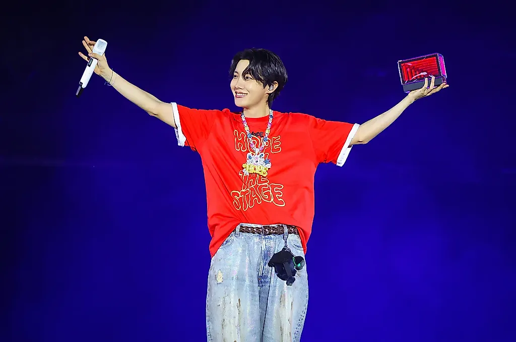 Бум-сюрприз с участниками BTS на финале тура j-hope – мир в шоке!
