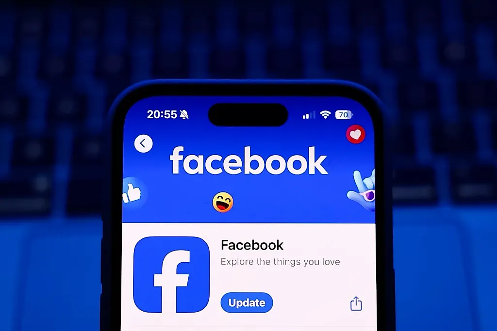 Как скачать свои данные из Facebook?