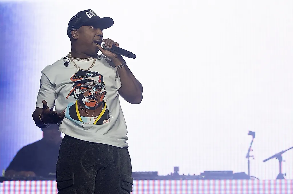 Кто на самом деле клоун? Ja Rule насмехается над 50 Cent!