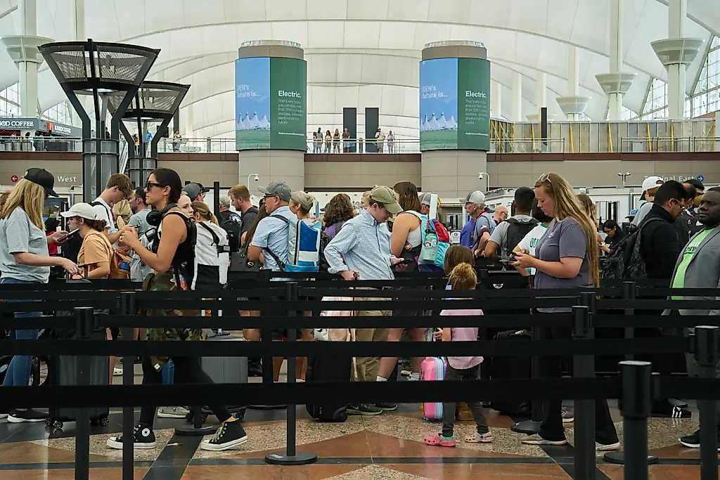 TSA отменяет правило о снятии обуви в аэропортах США