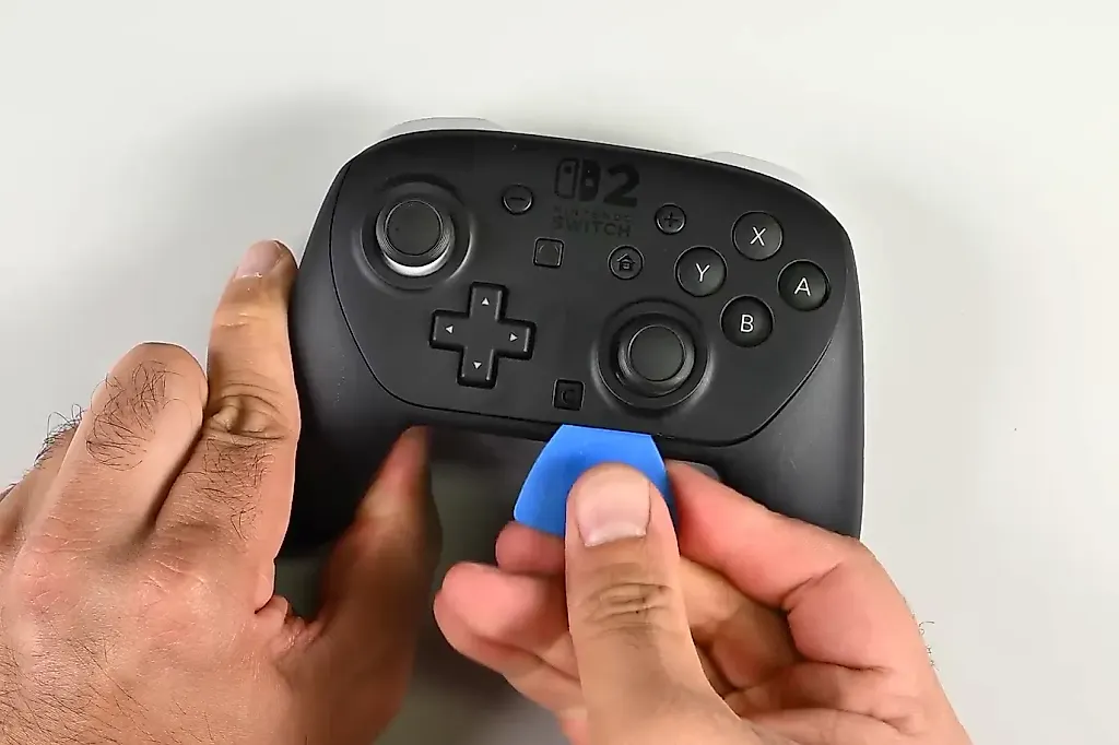 iFixit: Switch 2 Pro — провал контроллера