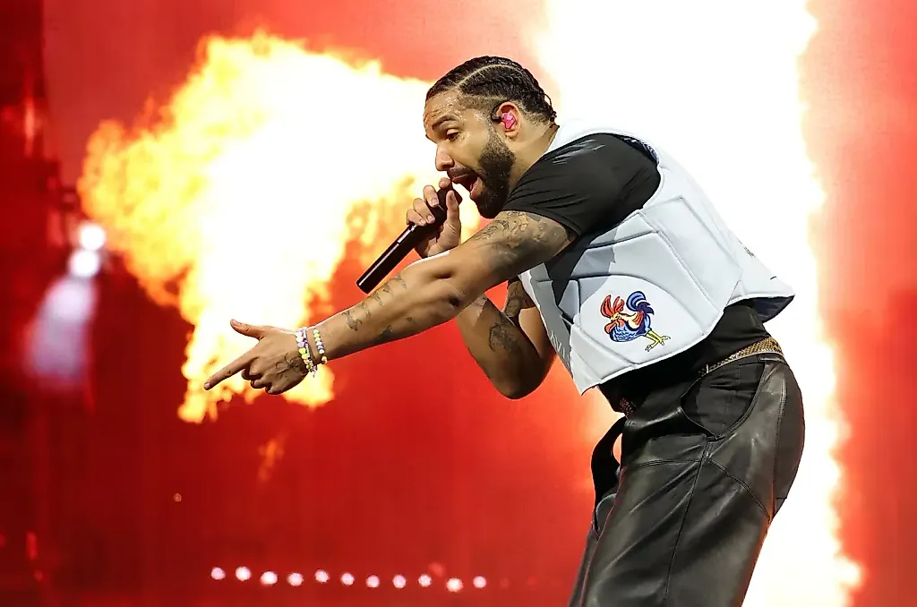 Drake раскачал Лондон на Wireless 2025: как оно было на третью ночь