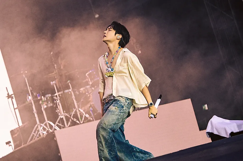 Триумф j-hope на Lollapalooza Berlin 2025