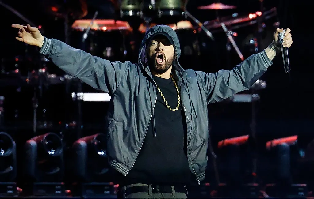 Eminem встречается с реальными фанатами «Stans» в новом документальном фильме