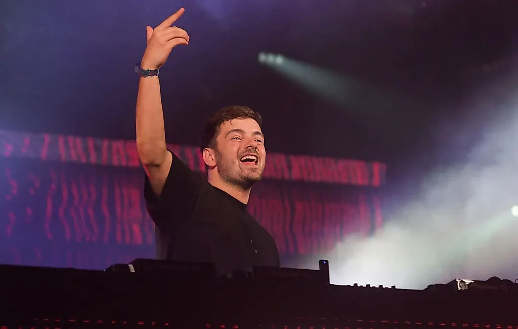 Martin Garrix благодарит Metallica за помощь сценой после пожара на Tomorrowland