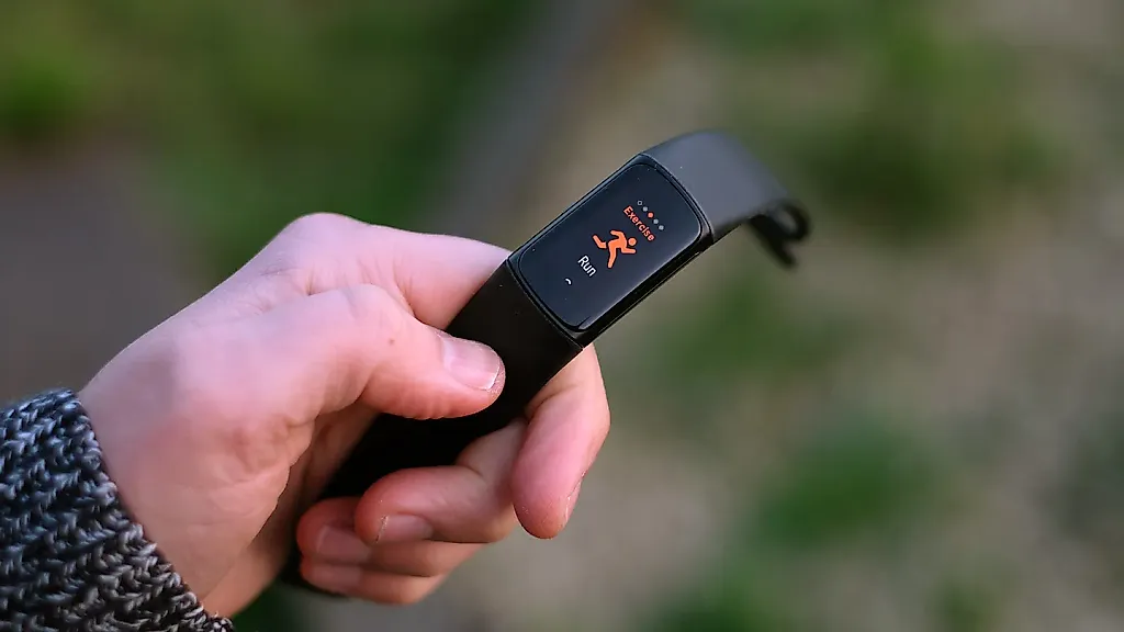 Fitbit не торопится чиниться: сколько можно ждать?