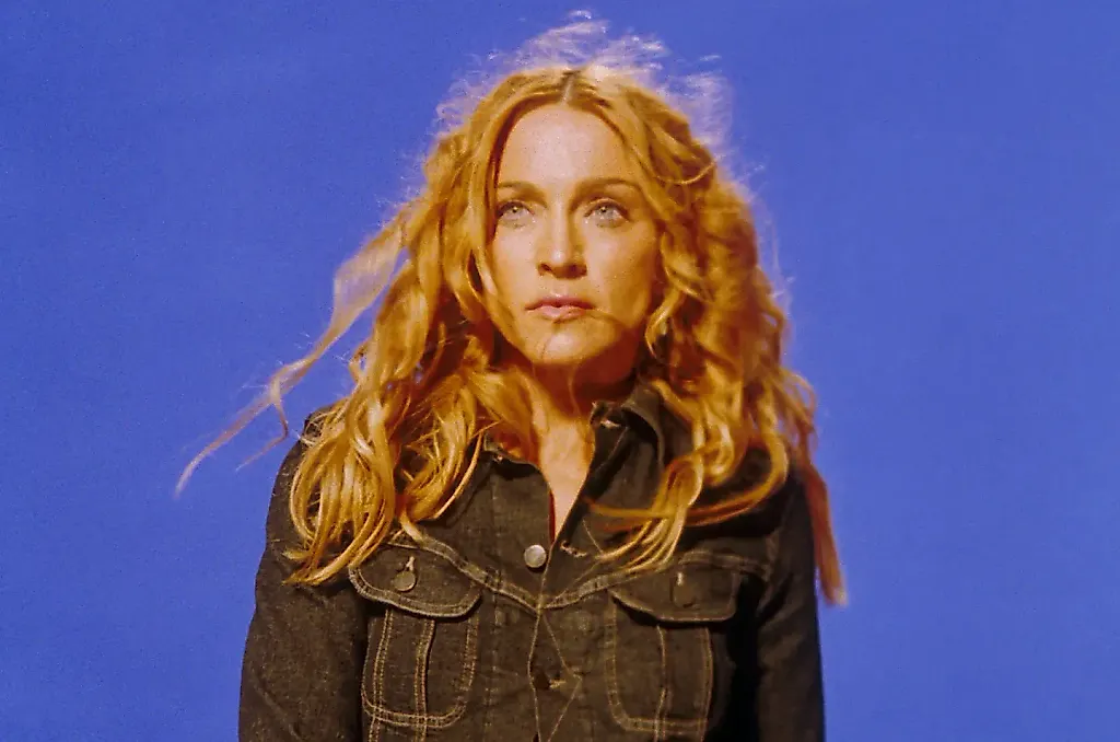 Madonna и её эпоха «Ray of Light»: лучшие фотографии перед выходом «Veronica Electronica»