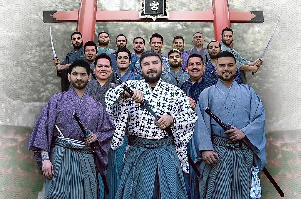 Banda El Recodo вновь на вершине: мексиканский чарт и неожиданные герои недели