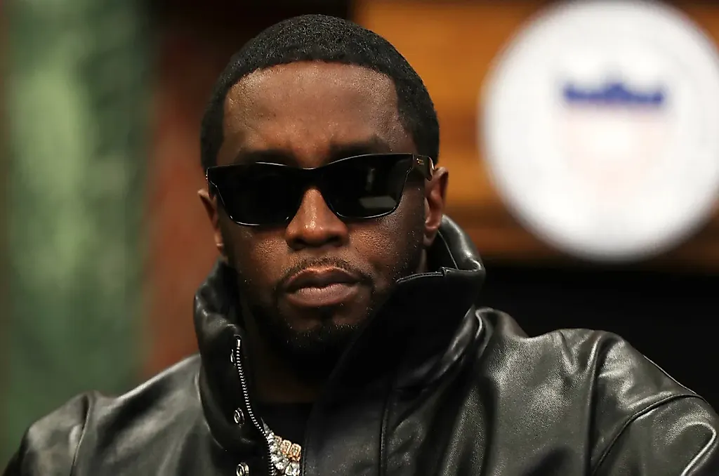 Федералы требуют оставить Diddy в тюрьме до приговора: суд видит угрозу обществу