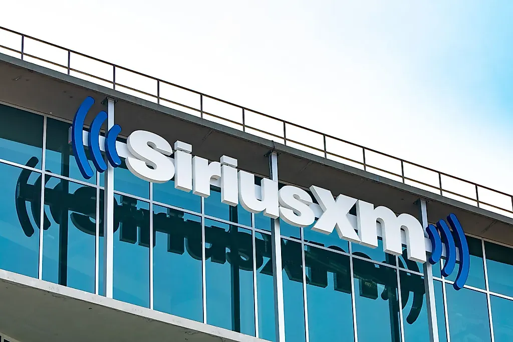 SiriusXM продолжает резать свой штат, как блогер — мемы