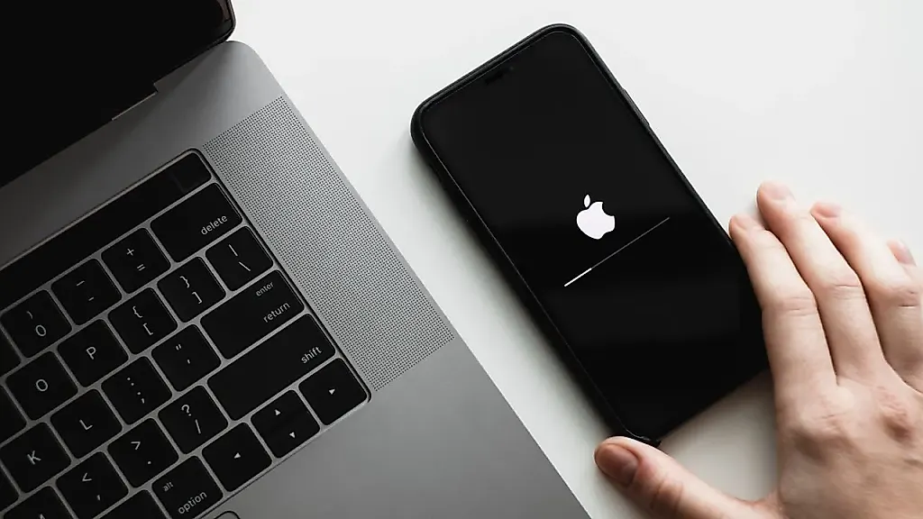 Apple экстренно закрывает дыру в iOS 18.6: что происходит