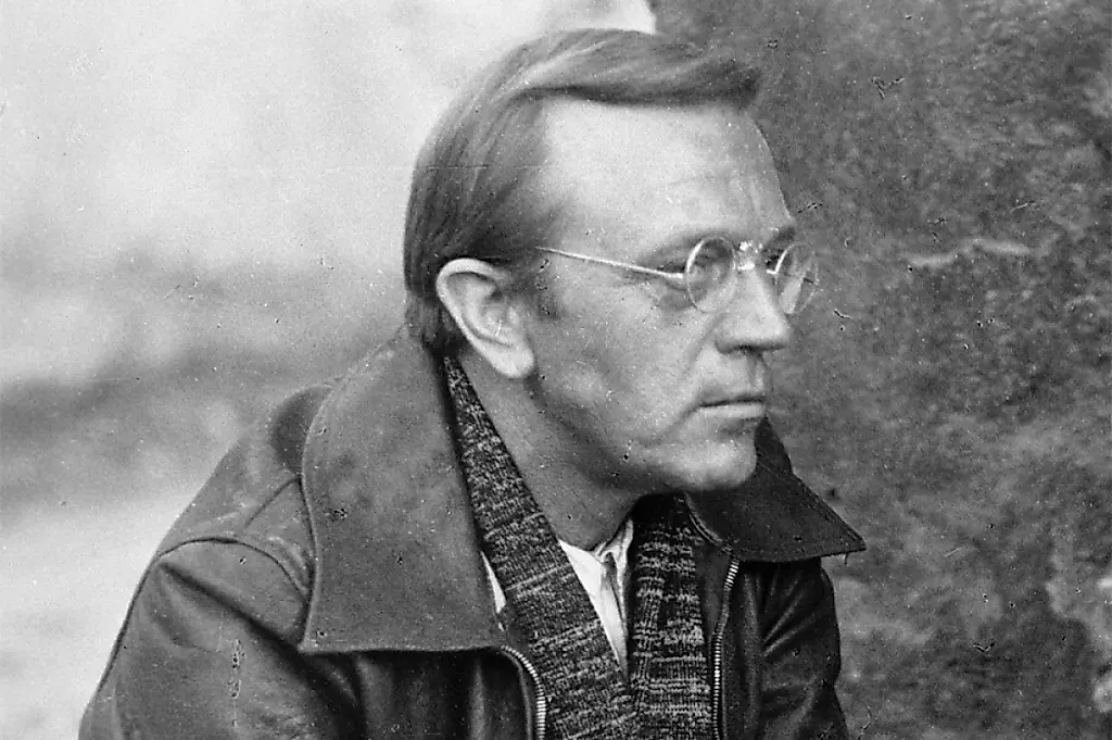 Три жены и агония Ромашина: Вся жизнь как трагикомедия