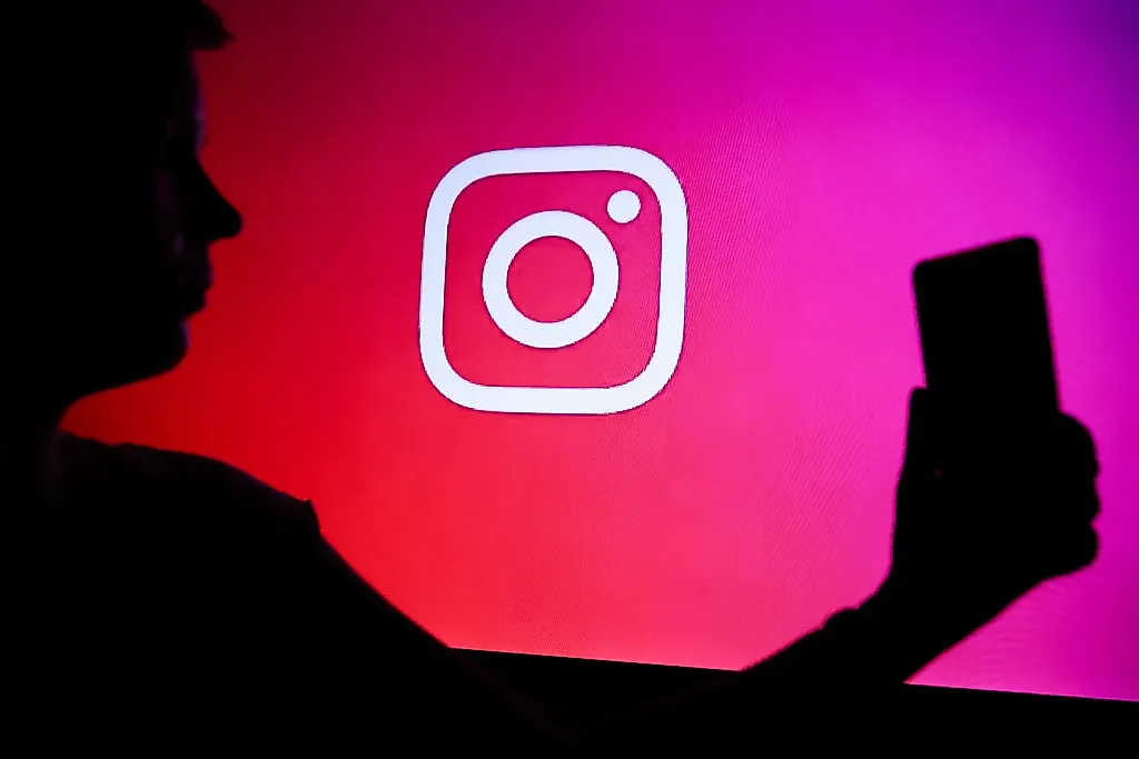 Как скрыть свои лайки в Instagram: инструкция по спасению вашей приватности