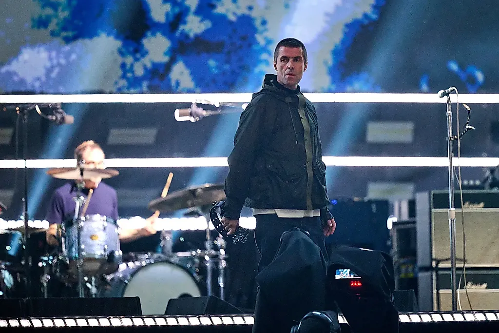 Лиам Галлахер запретил бросать тамбурины и маракасы на концертах Oasis