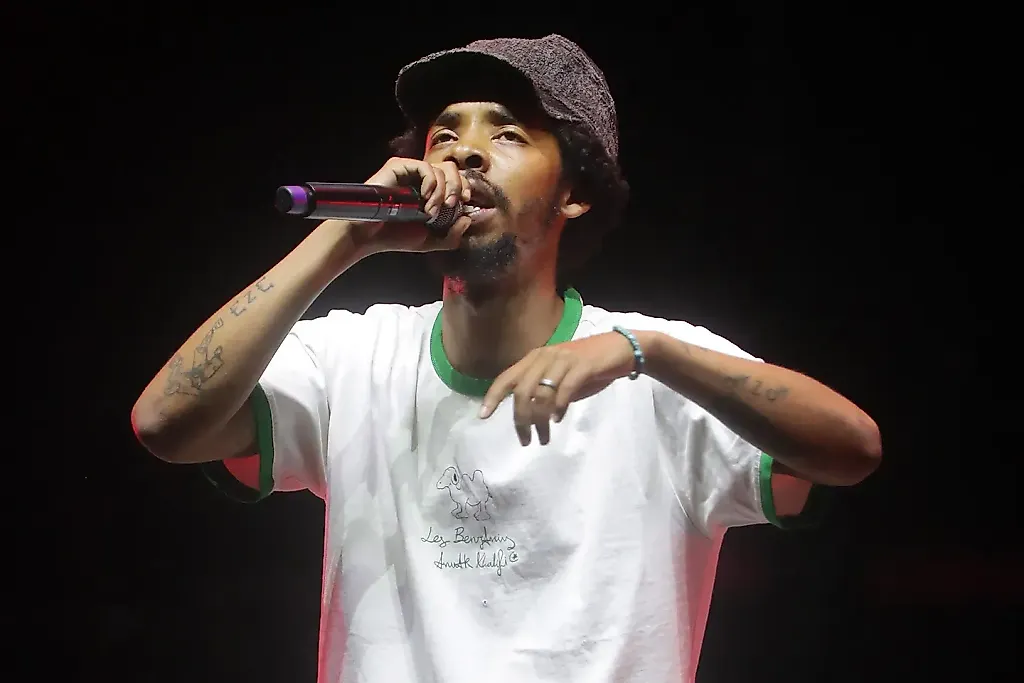Новый альбом Earl Sweatshirt «Live Laugh Love»