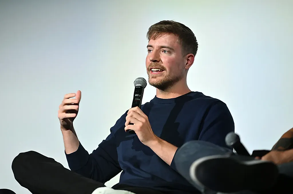 MrBeast задумал собственную мобильную связь