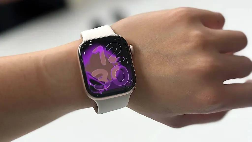 Apple Watch Series 11: глоток инноваций или новая форма стагнации?