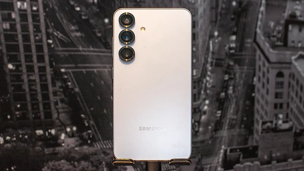 Samsung Galaxy S24: Теперь с Лог Видео, а что с цветами?