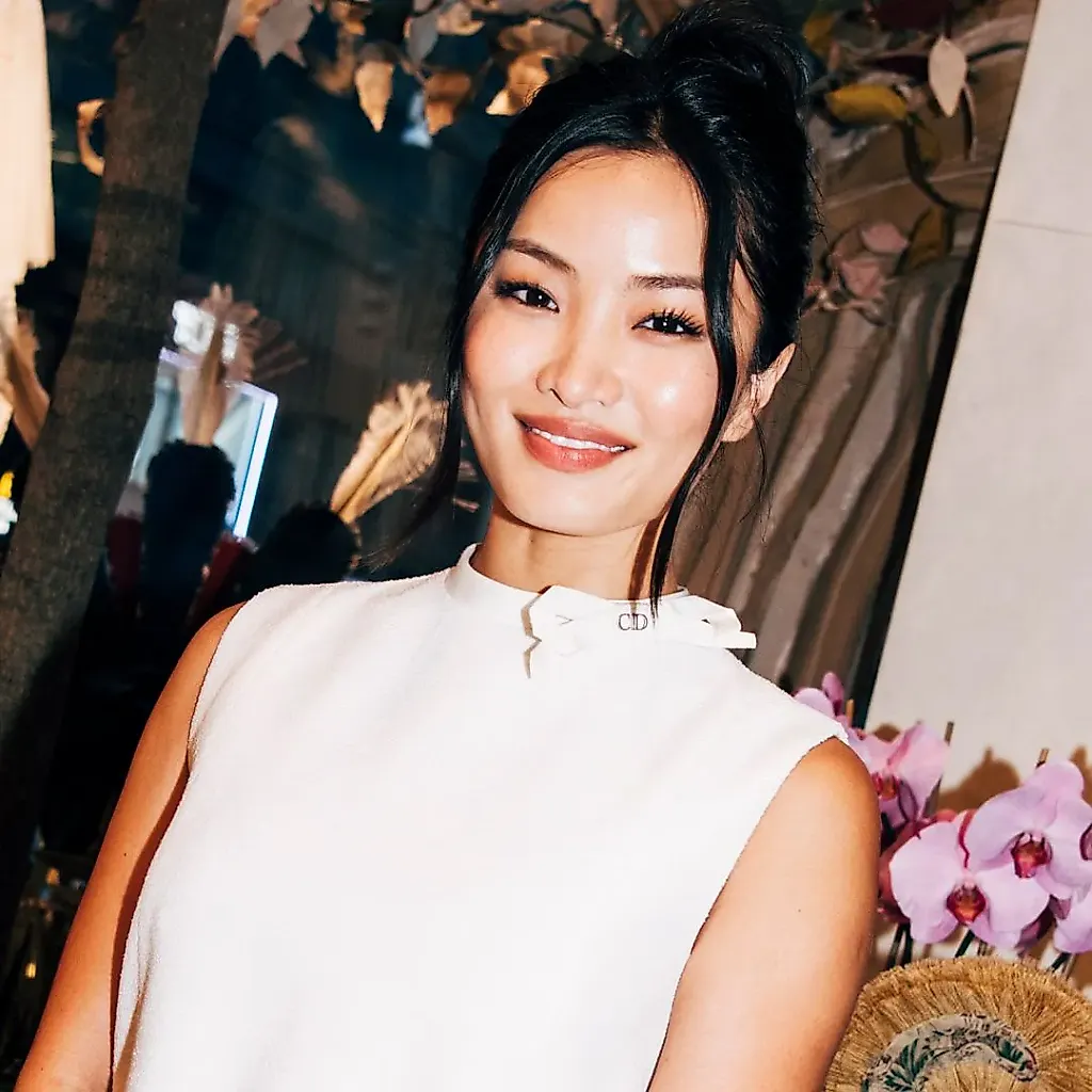 Как Anna Sawai и $6,200 Lady Dior устроили модную дуэль в Нью-Йорке