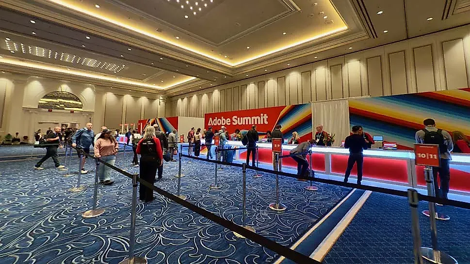 Adobe Summit 2025: будет весело или страшно?
