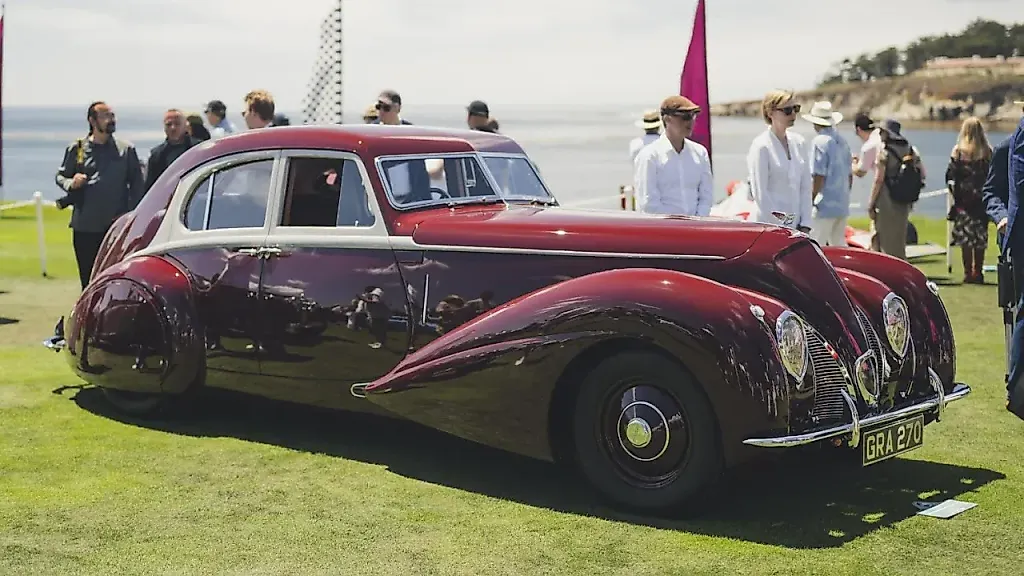 Bentley Heritage Collection Calls it a Summer