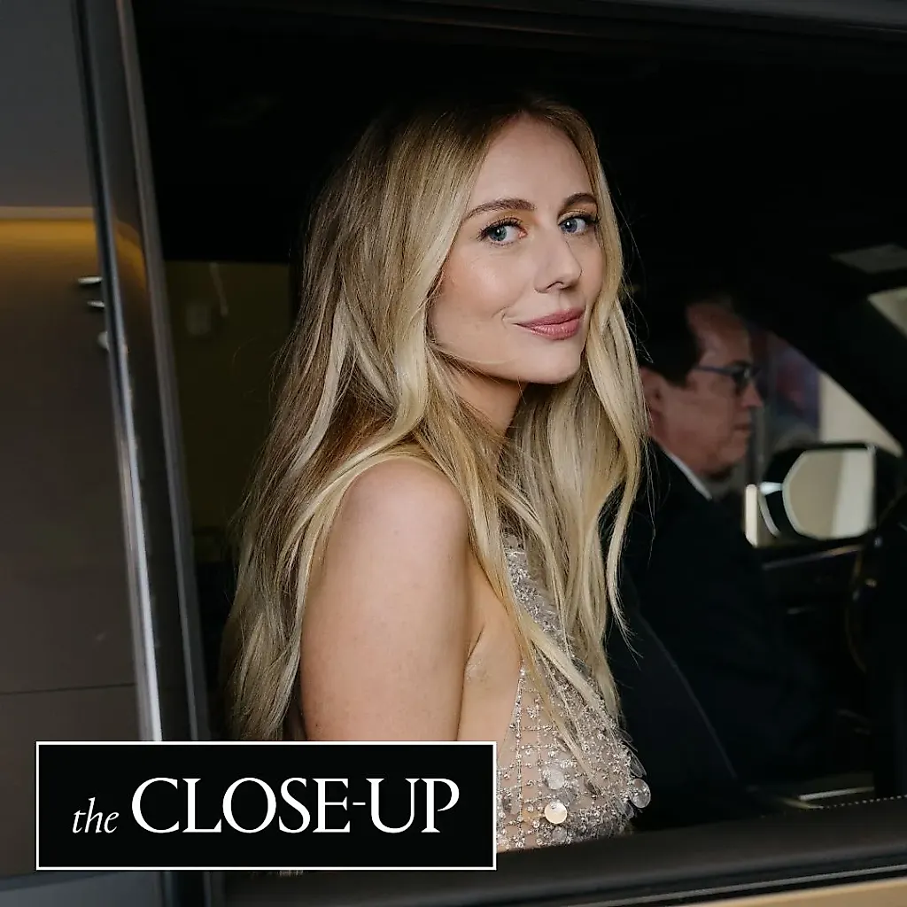 Когда стеснение — не в моде: Жюстин Люп на пути к статусу дивы в Carolina Herrera на «Эмми»