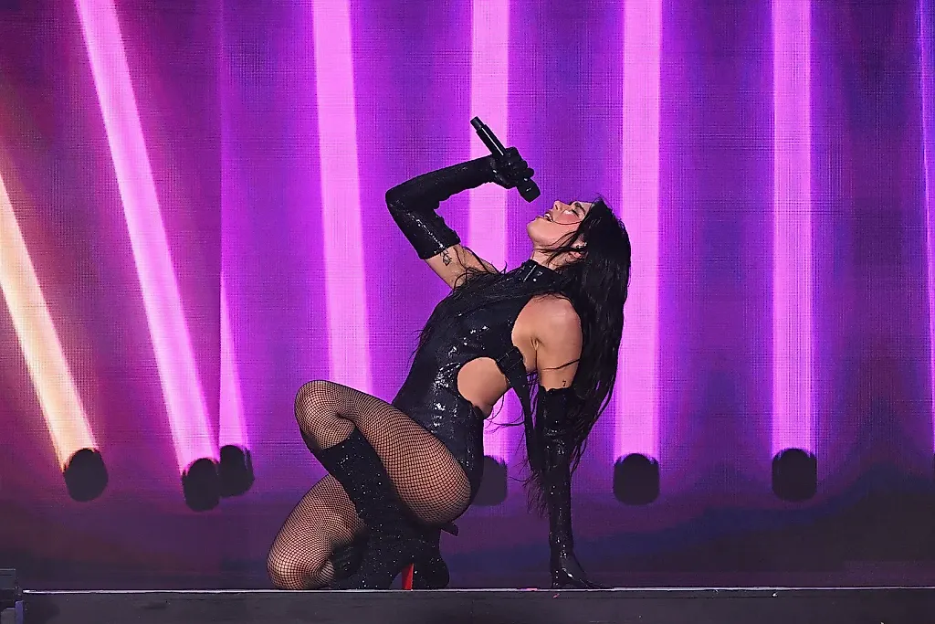 Dua Lipa зажигает Madison Square Garden: пять лучших моментов тура Radical Optimism