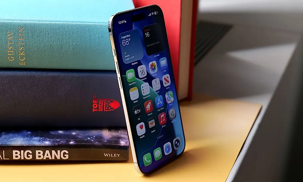 Обзор новинок Apple и не только: iPhone 17, AirPods Pro 3, Apple Watch 11, Chromebook и Тамагочи