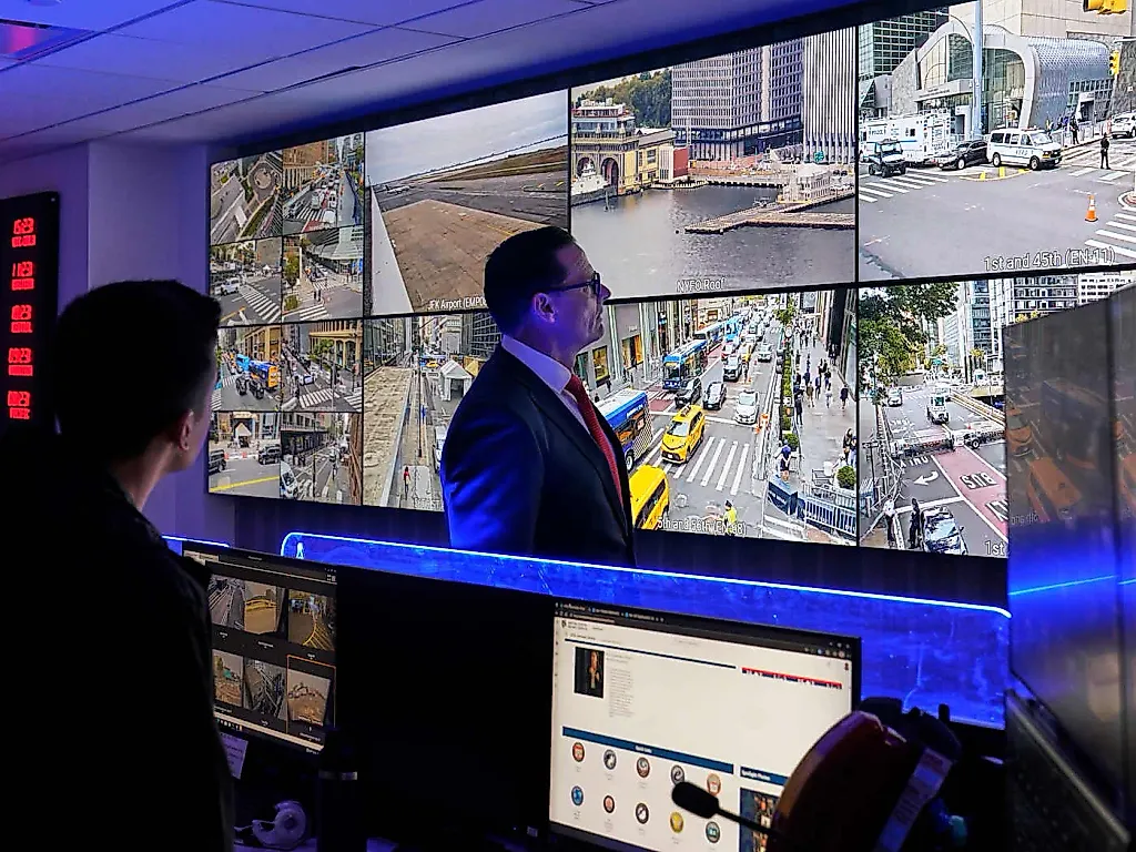 Секретная сеть SIM-карт, угрожающая Нью-Йорку: дело спецслужб