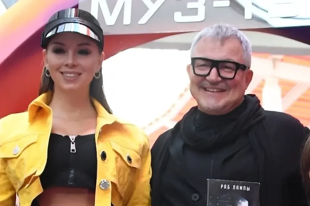 Дибровы развелись официально после 16 лет брака