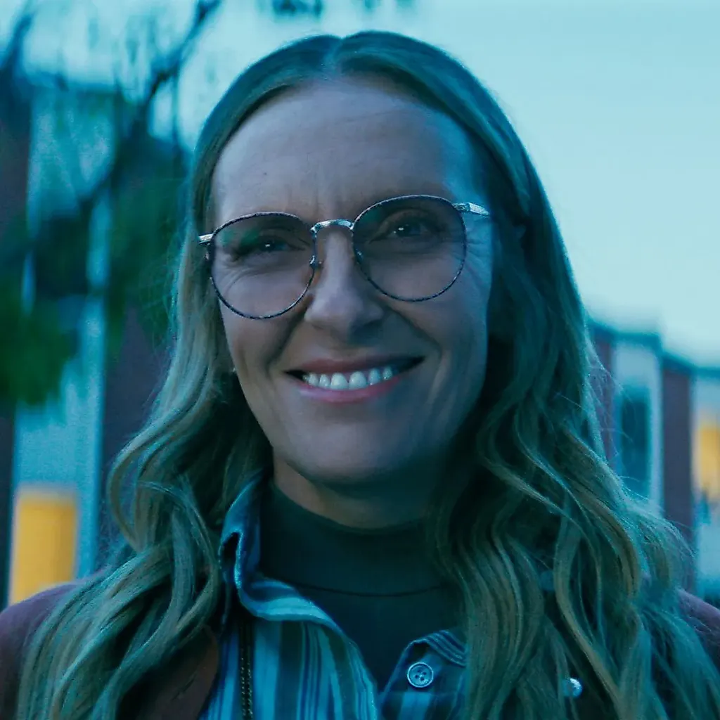 Знакомимся с героями сериала «Wayward» — нового триллера Netflix о «трудных подростках»