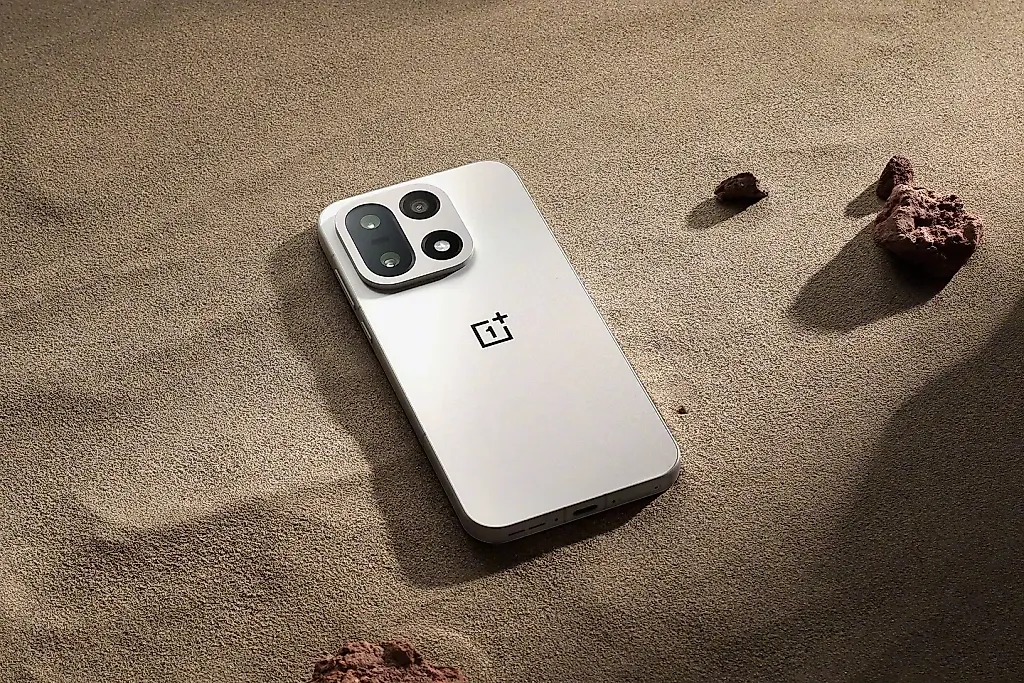 OnePlus 15: все подробности и новые цвета