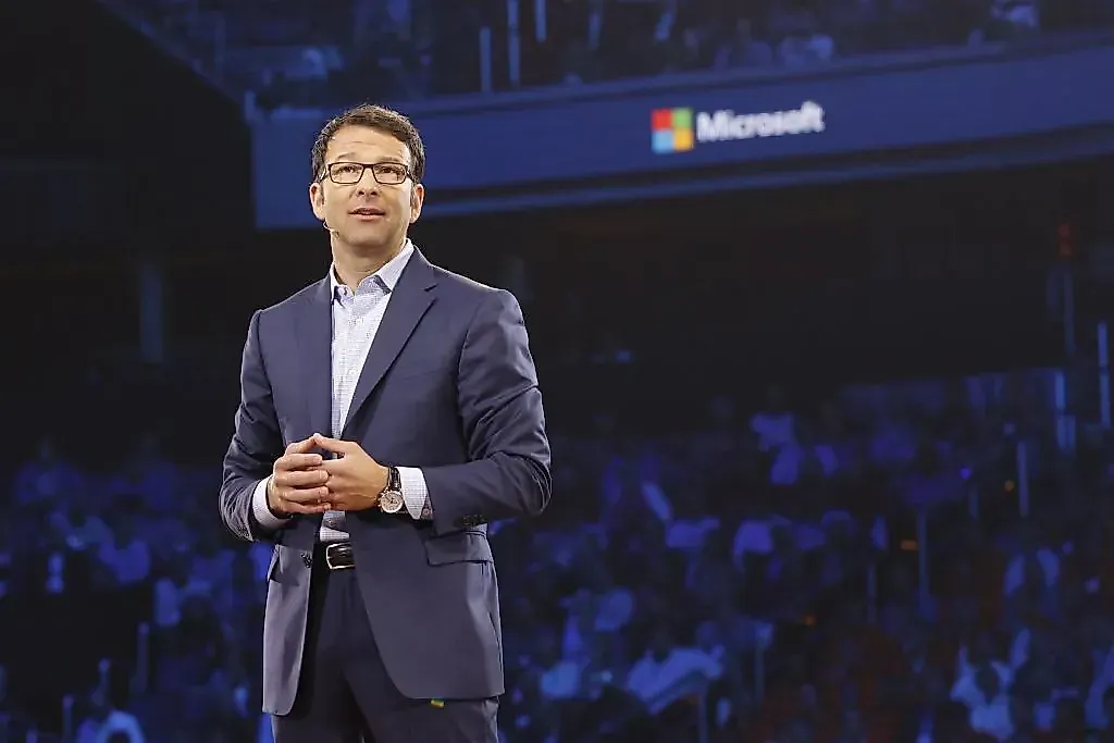Перестановки на вершине Microsoft: новый CEO для коммерции