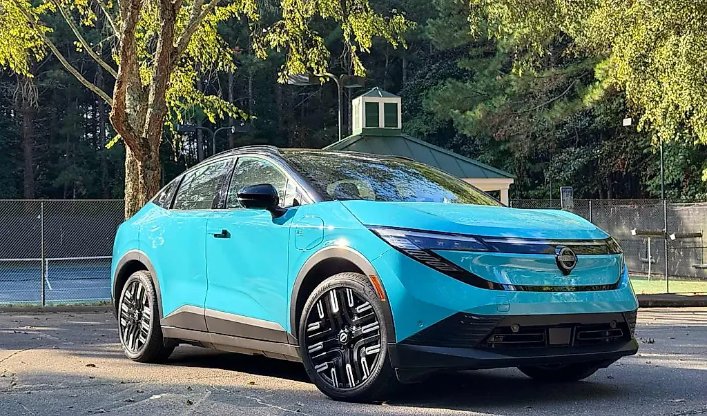 Обзор Nissan Leaf 2026: все ещё лидер среди бюджетных электрокаров