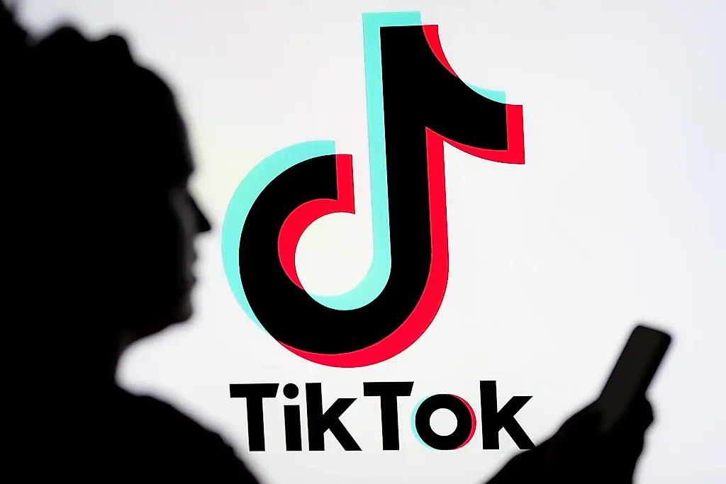 TikTok: фильтр «пухлых» под ударом критики за дразнение тела