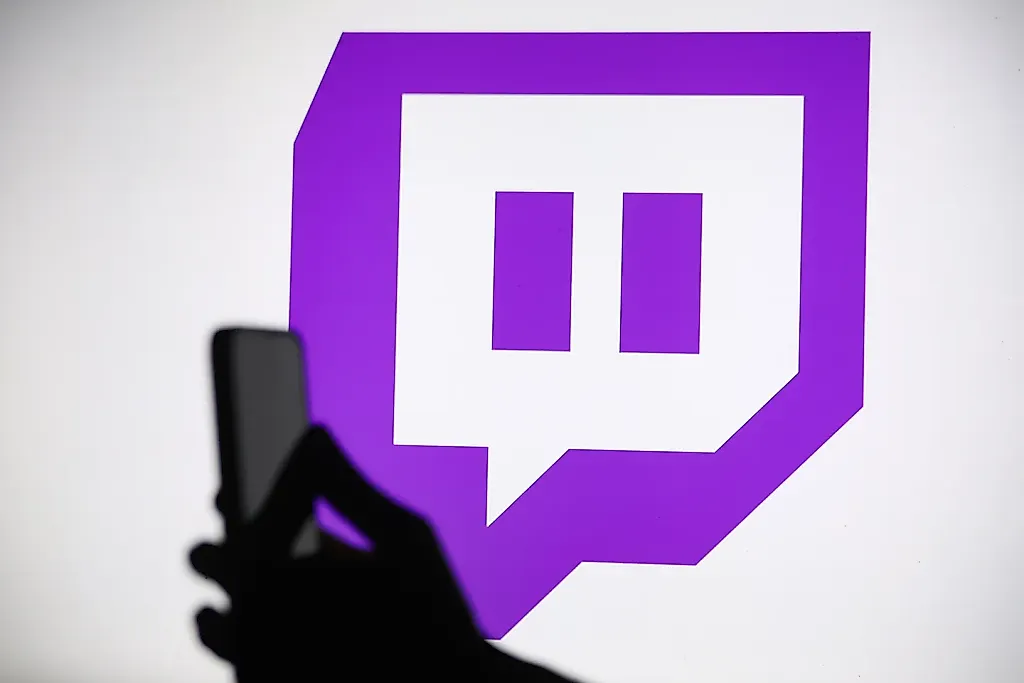 Twitch запускает новую эру: вертикальные и горизонтальные стримы, ИИ-клипы и больше денег для блогеров