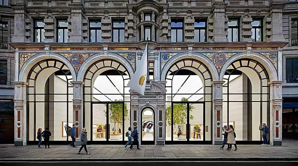 Apple публично оспаривает европейский закон DMA