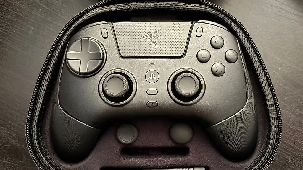 Razer Raiju V3 Pro: свежий взгляд на геймпады для PS5